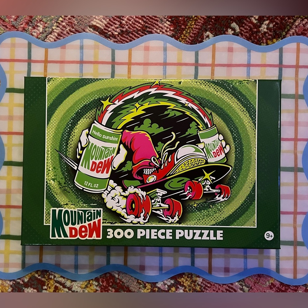 300 🧩 Mountain Dew Puzzle - Jigsaw Puzzle